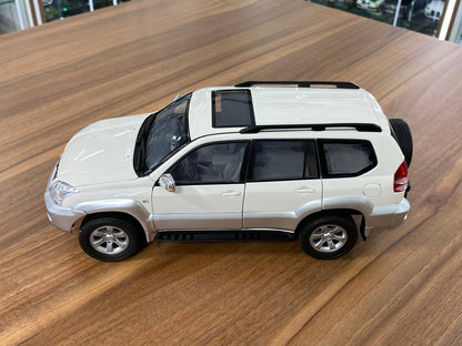 Faw Toys Land Cruiser PRADO GX [1/18 Diecast White]
