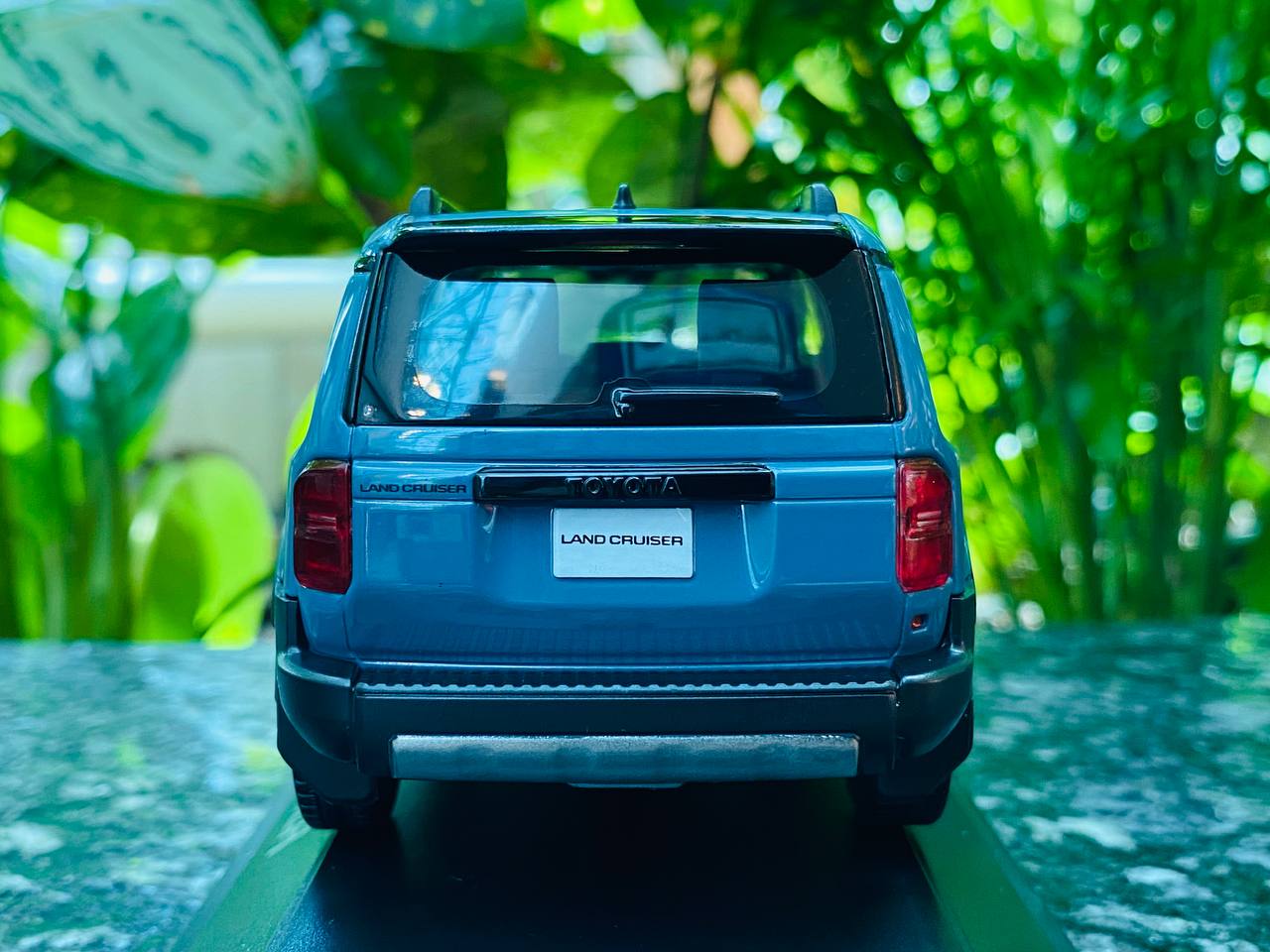 Dealer Edition 2024 Toyota Land Cruiser 250 Resin Model - Smoky Blue | 1/30 Scale