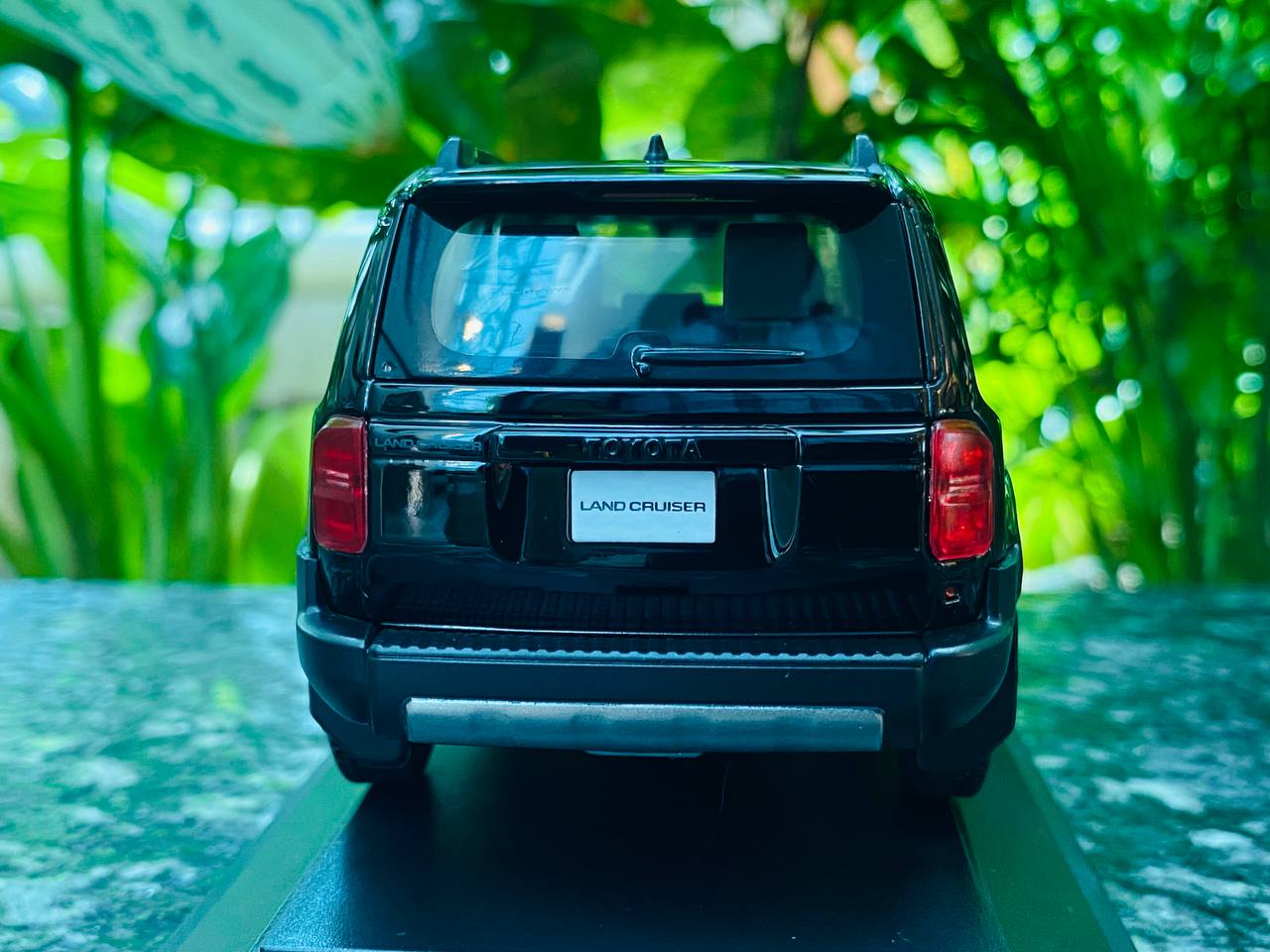 Dealer Edition 2024 Toyota Land Cruiser 250 First Edition Resin Model - Black | 1/30 Scale