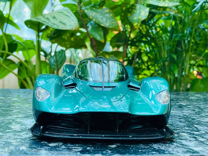 Top Speed Aston Martin Valkyrie Resin Model - Racing Green | 1/18 Scale