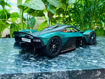 Top Speed Aston Martin Valkyrie Resin Model - Racing Green | 1/18 Scale