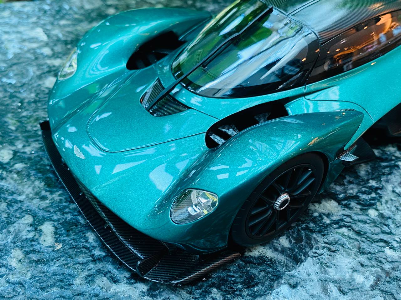 Top Speed Aston Martin Valkyrie Resin Model - Racing Green | 1/18 Scale