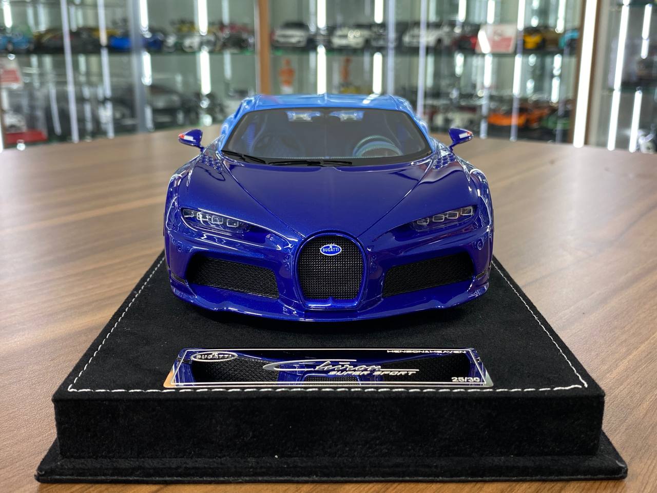 ★ 1/18 H&H Bugatti Chiron Super Sport – L'Ultime – Limited Edition of 30
