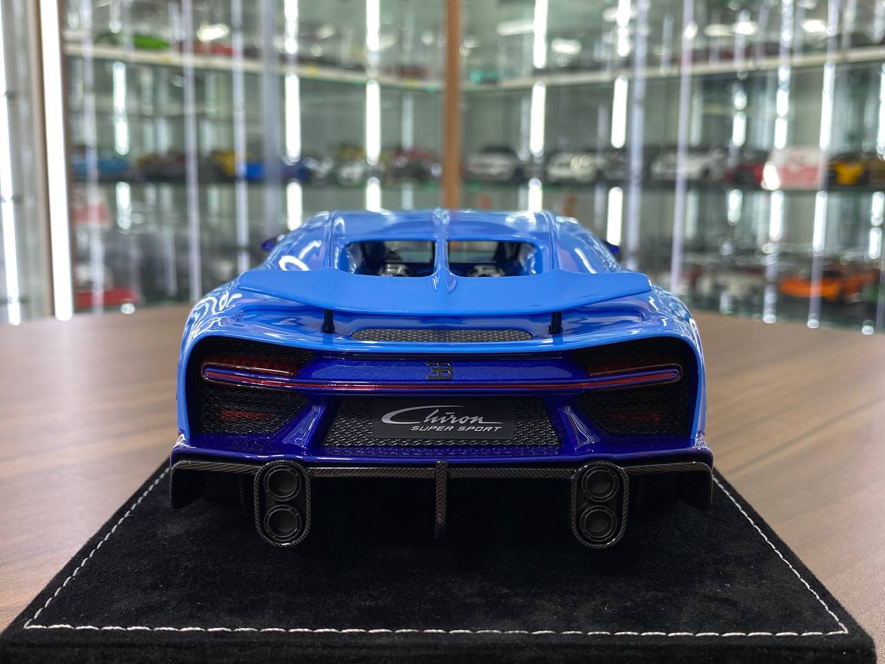 ★ 1/18 H&H Bugatti Chiron Super Sport – L'Ultime – Limited Edition of 30
