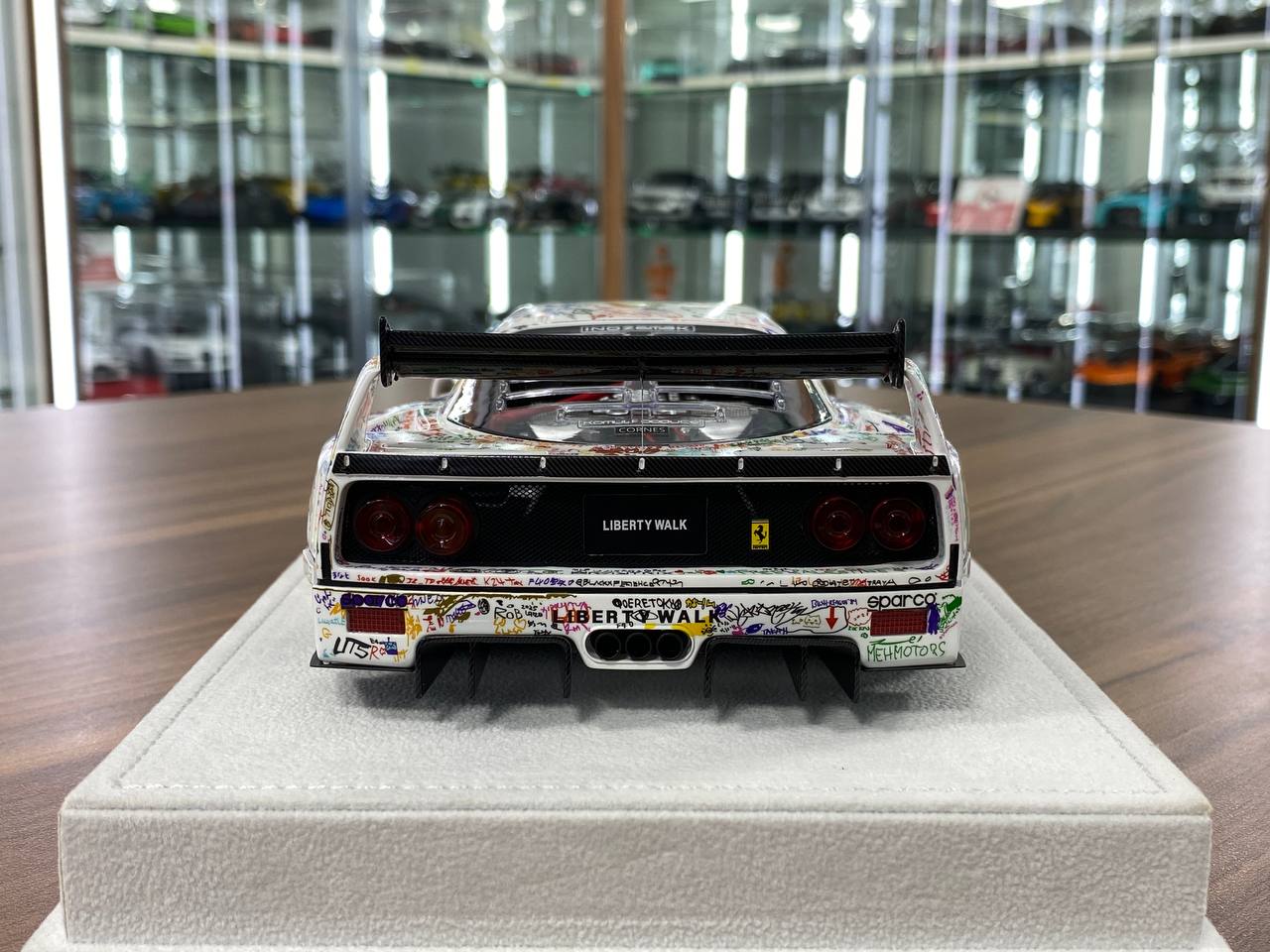1/18 Resin Model BBA Car Model Ferrari F40 LB Works DPPF Champion white Limited to 40 Pcs.