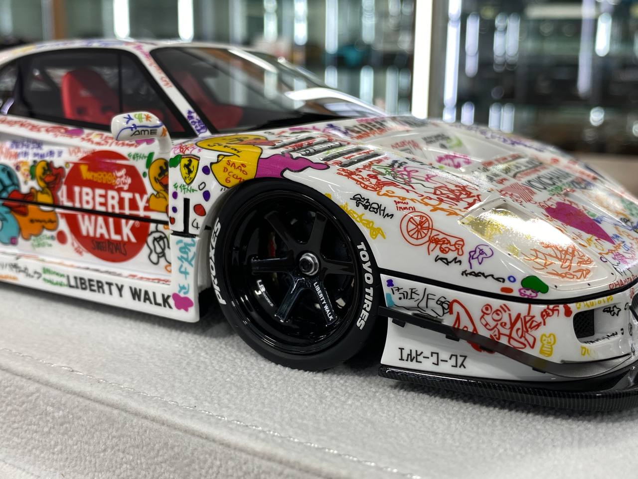 1/18 Resin Model BBA Car Model Ferrari F40 LB Works DPPF Champion white Limited to 40 Pcs.