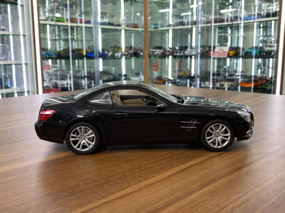 1/18 Diecast Model – Norev Dealer Edition Mercedes-Benz SL Class (R231) 2012 in Magnetit Schwarz metallic black