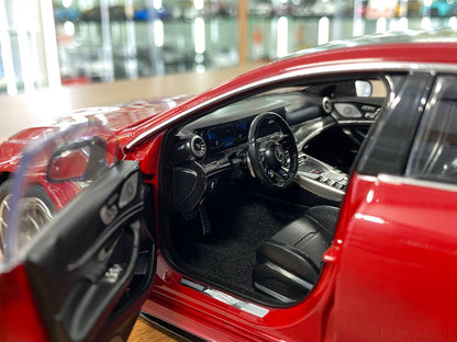 1/18 metal diecast Norev Dealer Edition  Mercedes-Benz AMG GT 63 (X290) 4Matic+ Jupiter Red