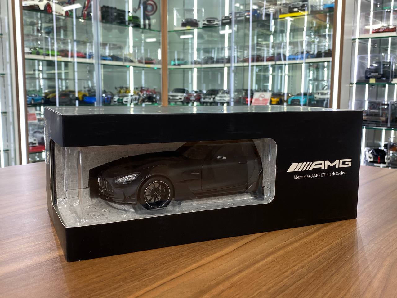 1/18 metal diecast Norev Dealer Edition  Mercedes Benz AMG GT Black Series Graphite Grey Magno