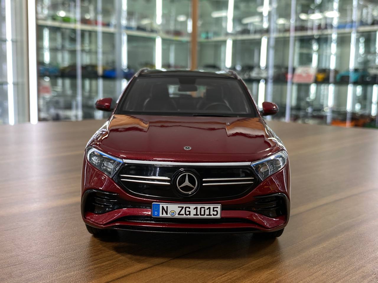 1/18 metal diecast NZG Dealer Edition Mercedes Benz EQA  Red