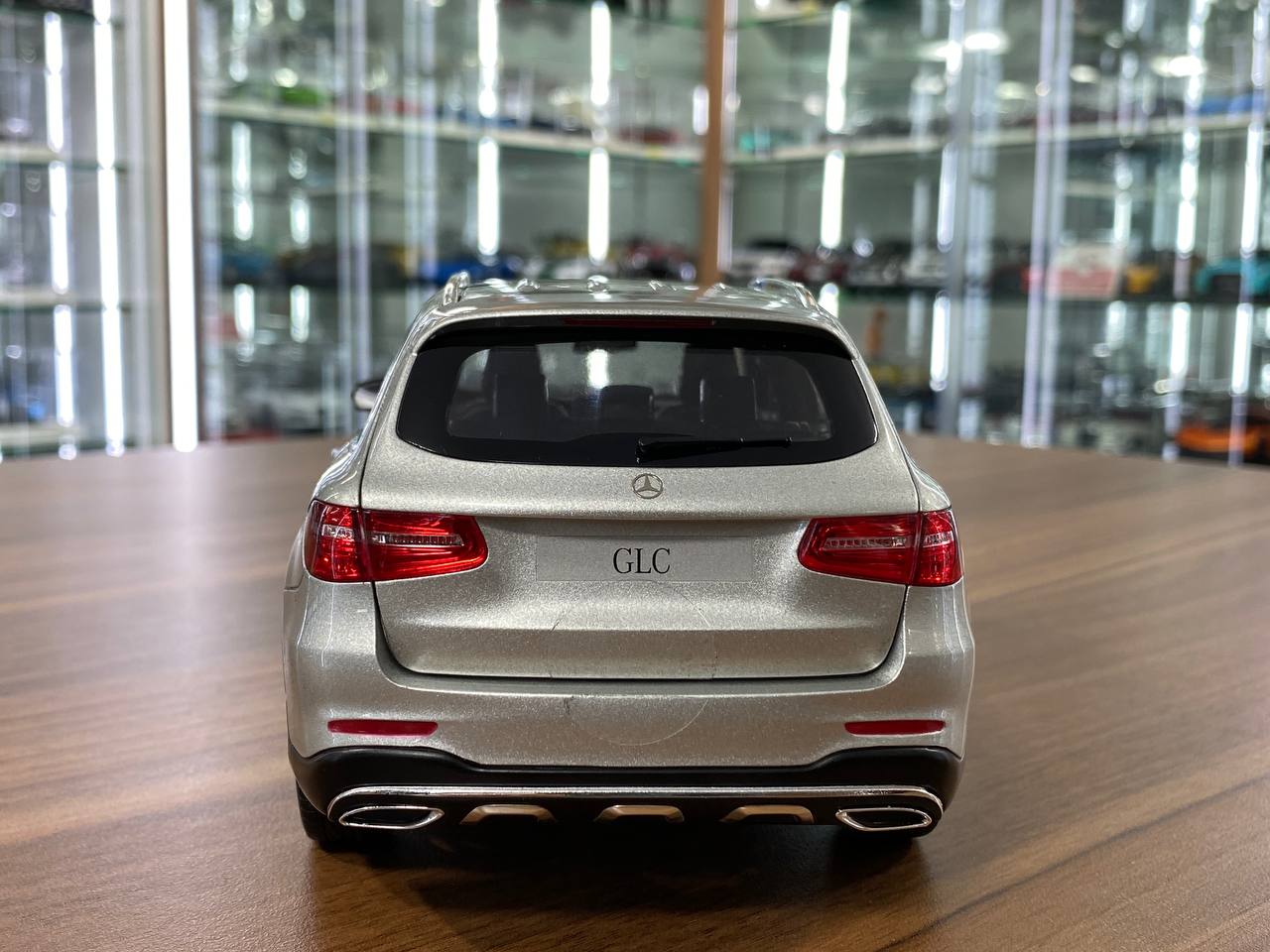 1/18 Diecast Norev Dealer Edition Mercedes-Benz GLC in iridium Silver