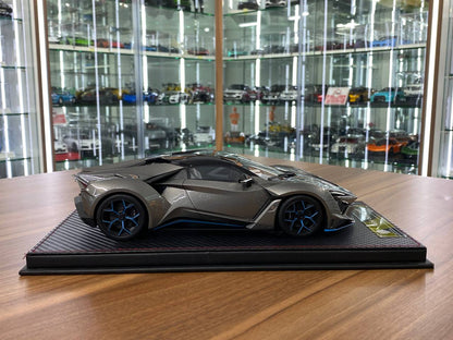 1/18 Resin W Motors Fenyr SuperSport with Grey Limited Edition - 3500 pcs