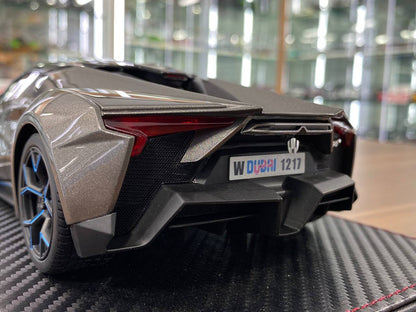 1/18 Resin W Motors Fenyr SuperSport with Grey Limited Edition - 3500 pcs