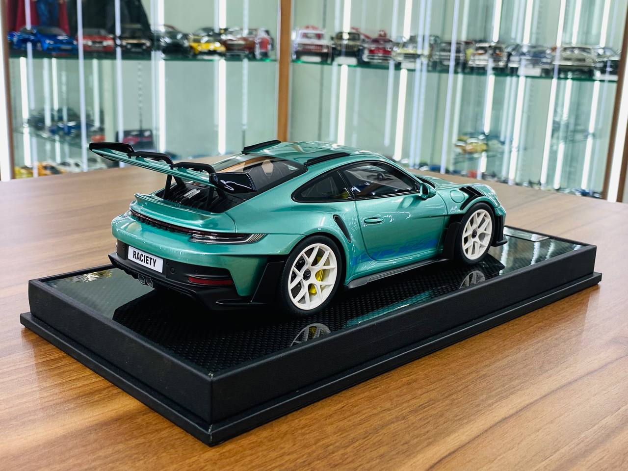 1/18 Resin Model - Timothy & Pierre Porsche 911 GT3 RS Weissach Package Tiffany