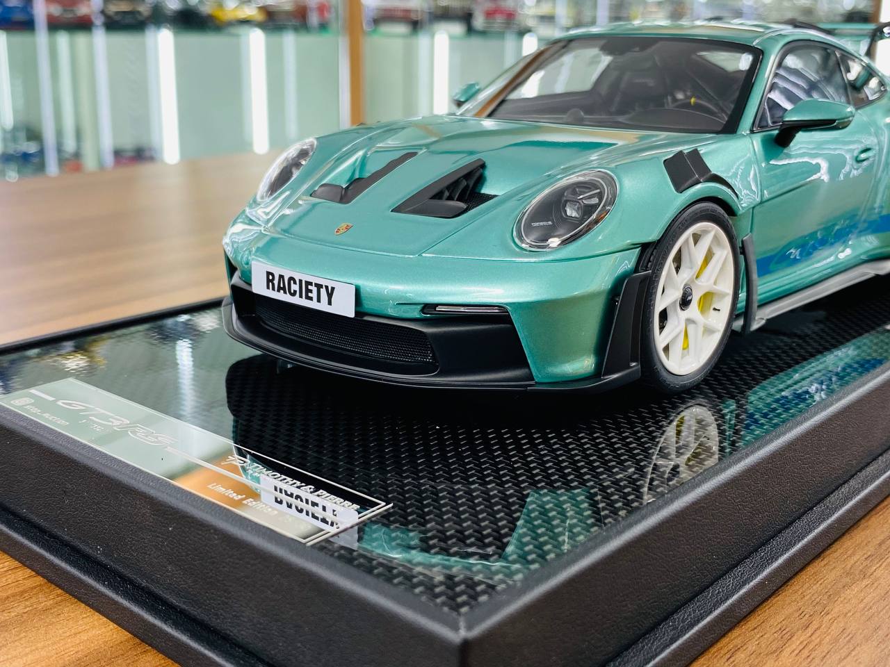 1/18 Resin Model - Timothy & Pierre Porsche 911 GT3 RS Weissach Package Tiffany