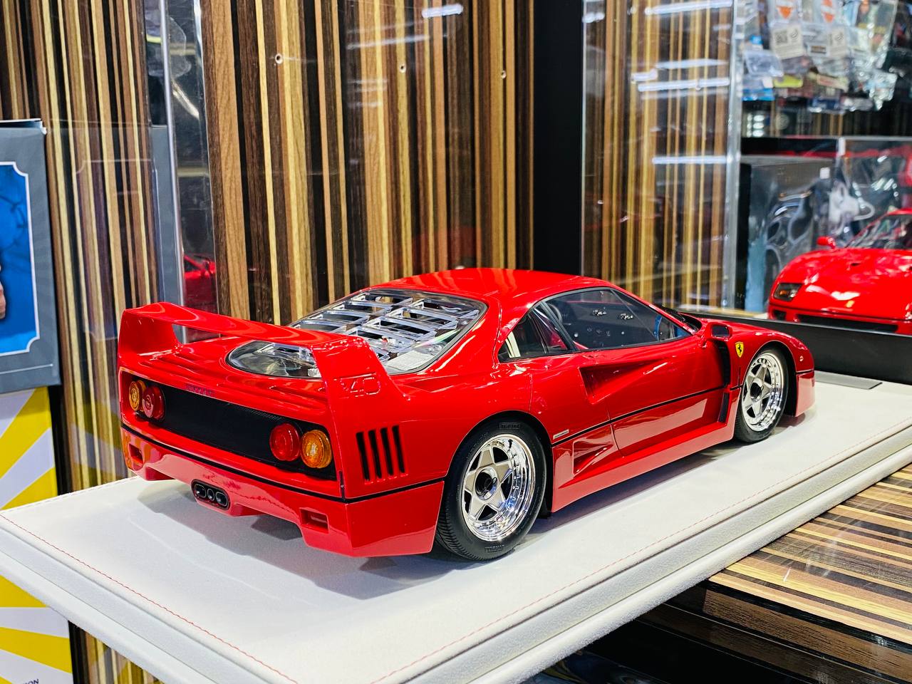 Exclusive Mucheren Models Ferrari F40 Resin Model - Red | Limited Edition!