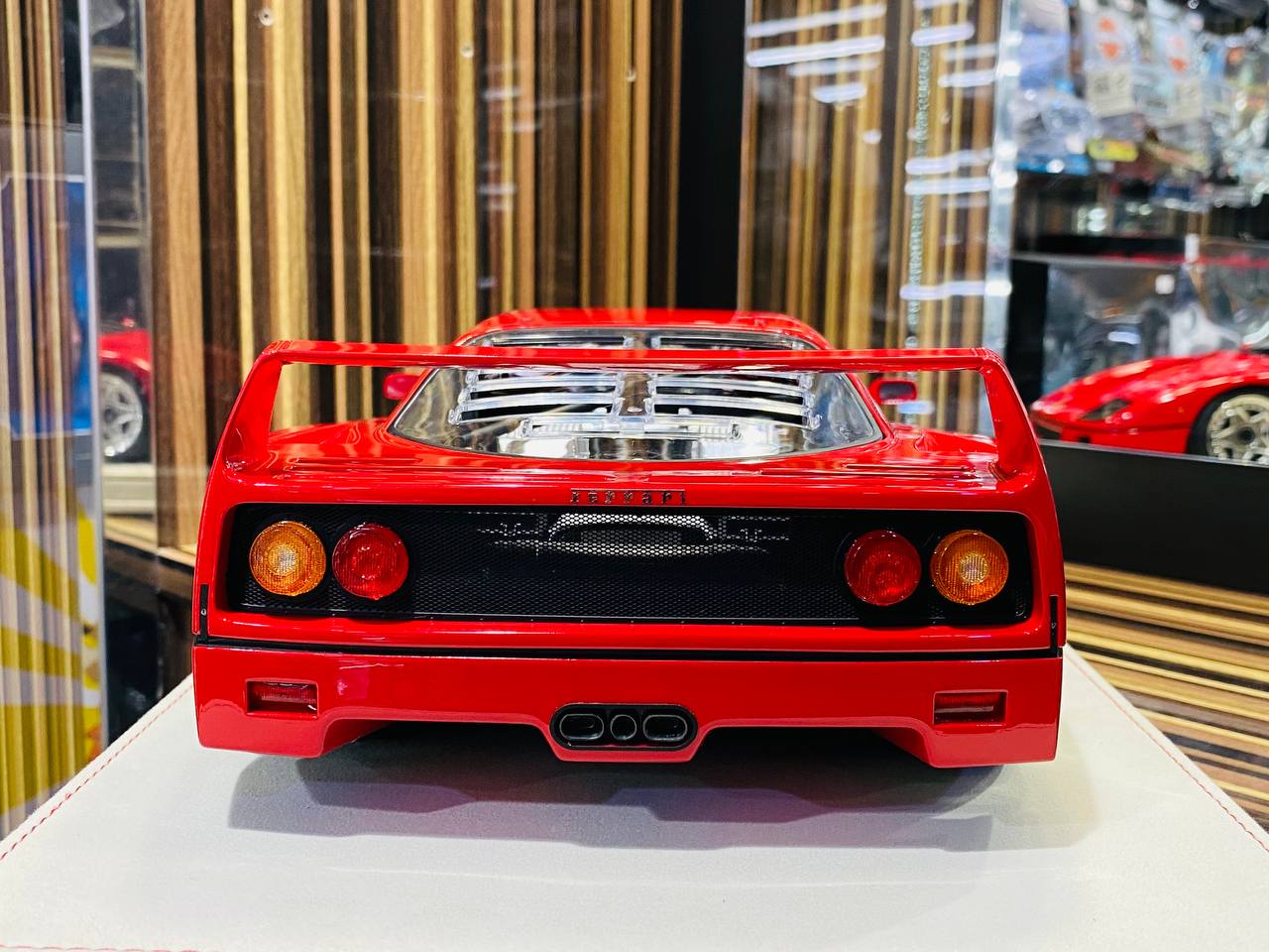 Exclusive Mucheren Models Ferrari F40 Resin Model - Red | Limited Edition!