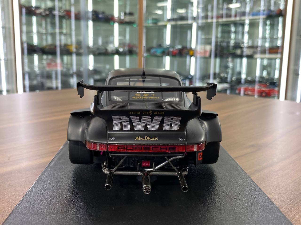 1/18 Resin Model GT Spirit Porsche RWB 911 (964) Stella Artois – Matt Black – Limited Edition