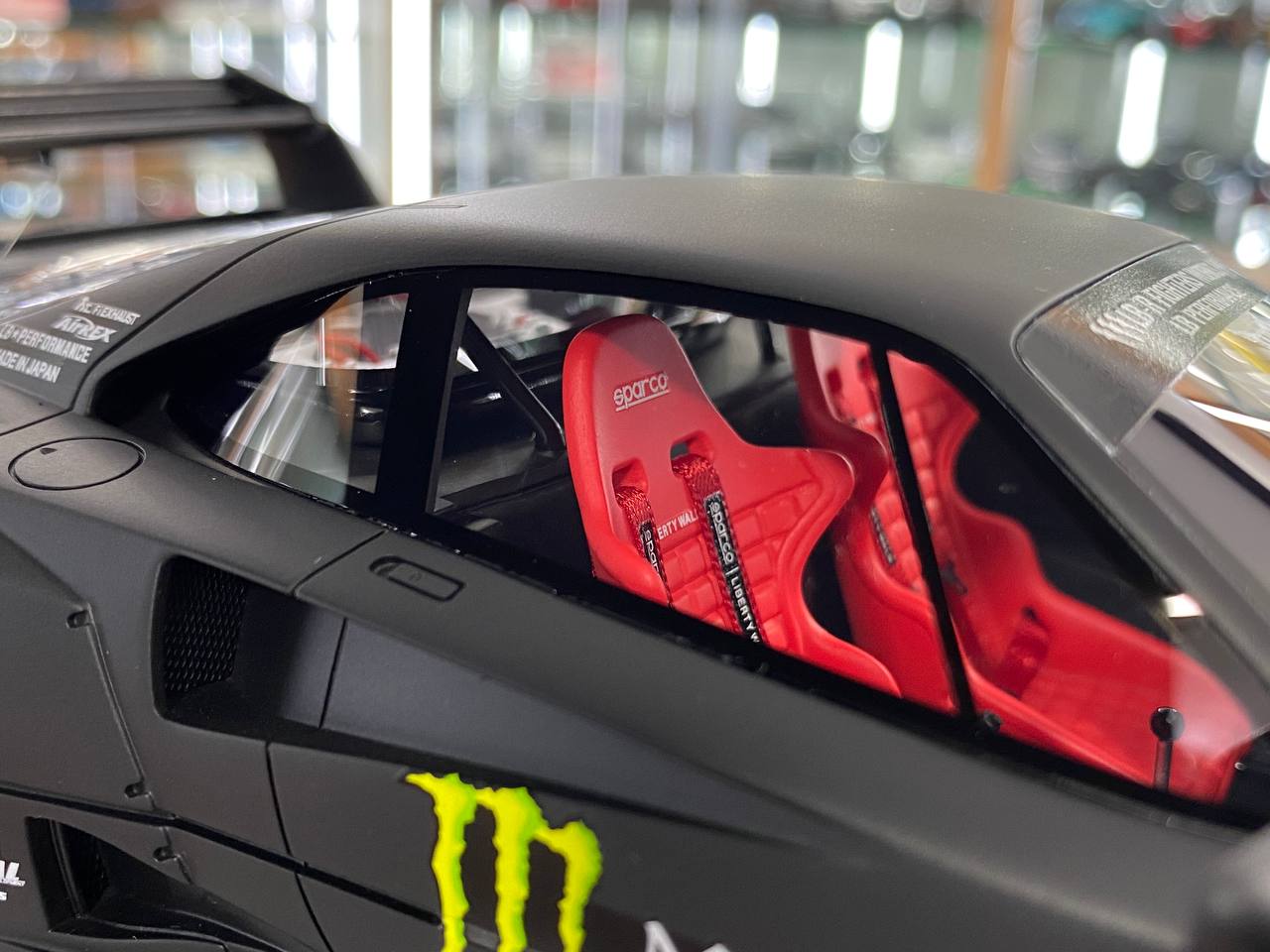 1/18 Resin Model BBA Car Model Ferrari F40 LB Works Monster Decal matt black Limited to 30 Pcs.