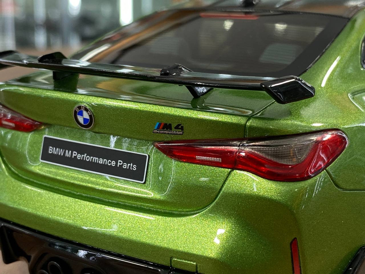 1/18 Resin BMW M4 Competition (G82) M Performance 2021 in Java Green || Limited Edition