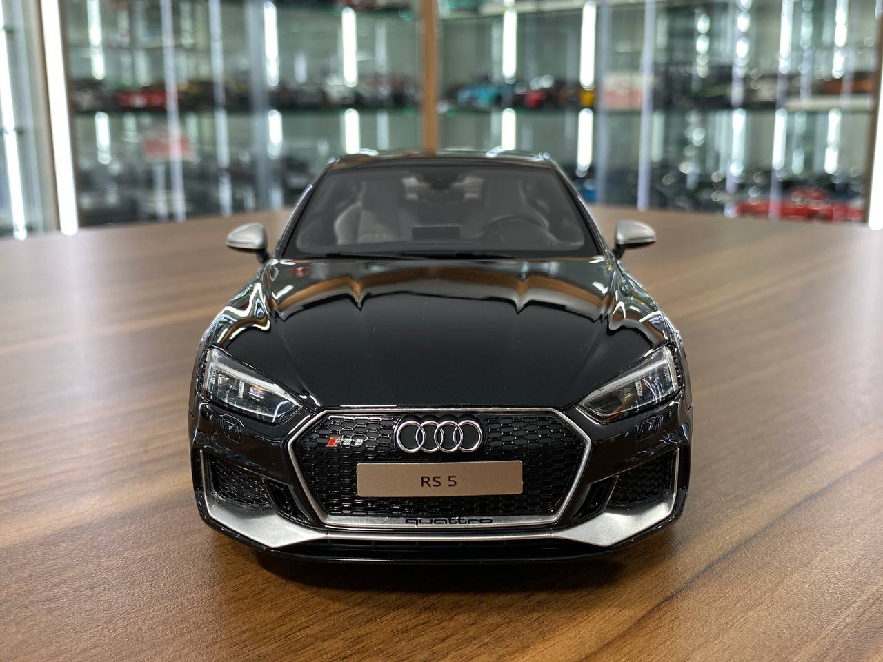 1/18 Resin GT Spirit Audi RS 5 Coupe 2017 in Black -  Limited Edition 500pcs