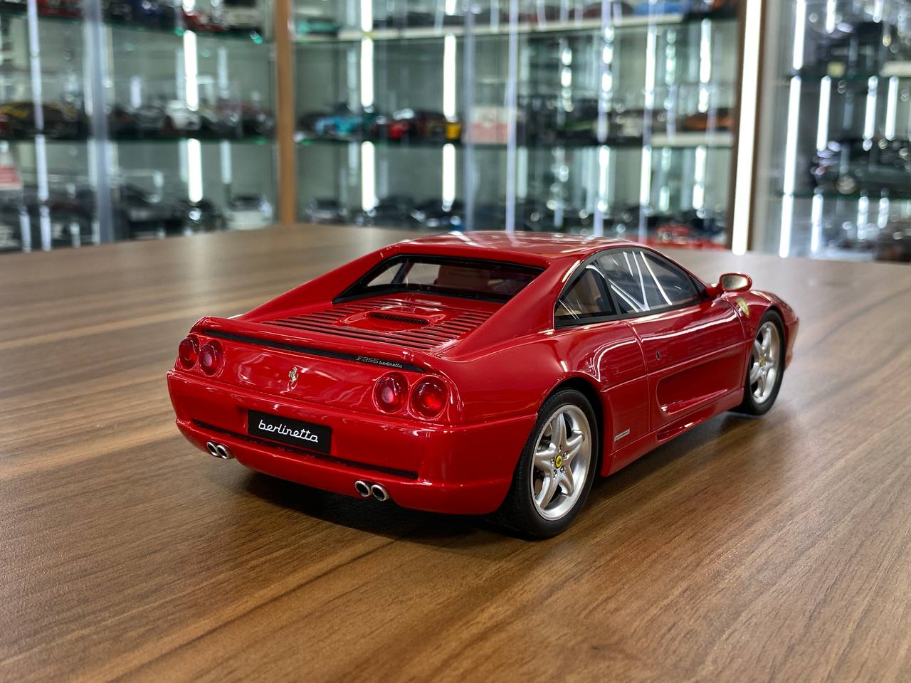 1/18 Resin GT Spirit Ferrari F355 Berlinetta in Red -  Limited Edition 2000 pcs