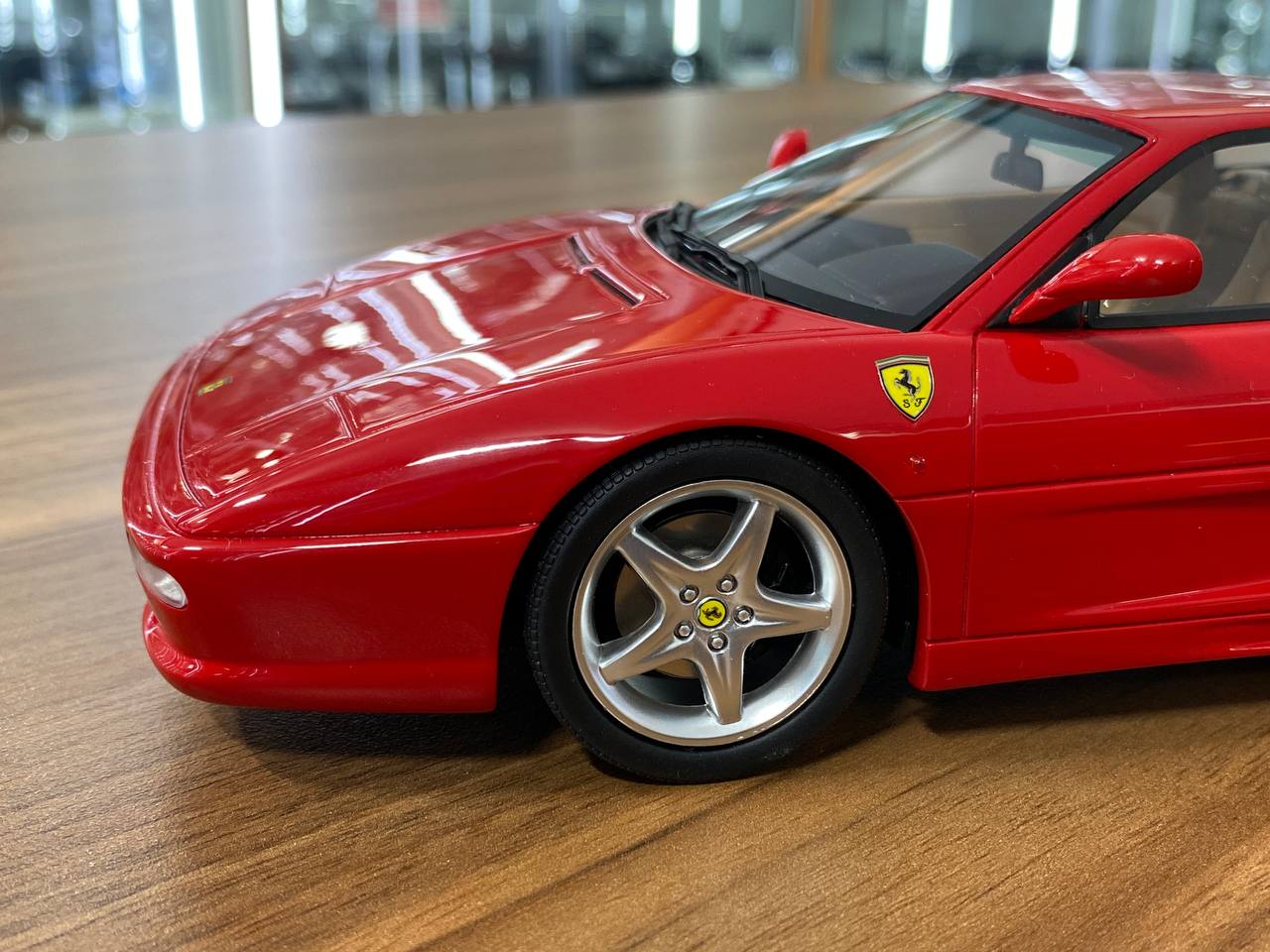 1/18 Resin GT Spirit Ferrari F355 Berlinetta in Red -  Limited Edition 2000 pcs