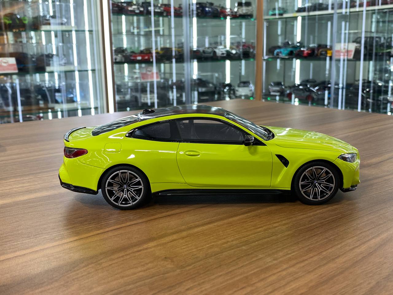 1/18 Resin GT Spirit BMW M4 Competition Coupe (G82) 2021 in Sao Paulo Yellow -  Limited 600 pcs