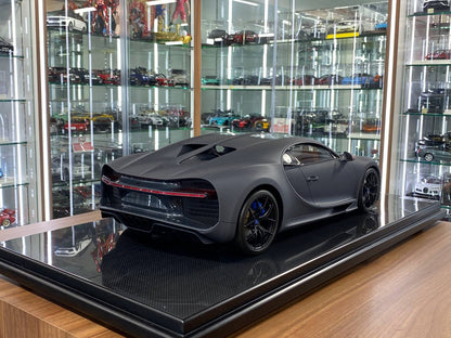 1/8 Resin Bugatti Chiron– MR Collection Grey matt / Carbon Fiber - Limited 500 pcs