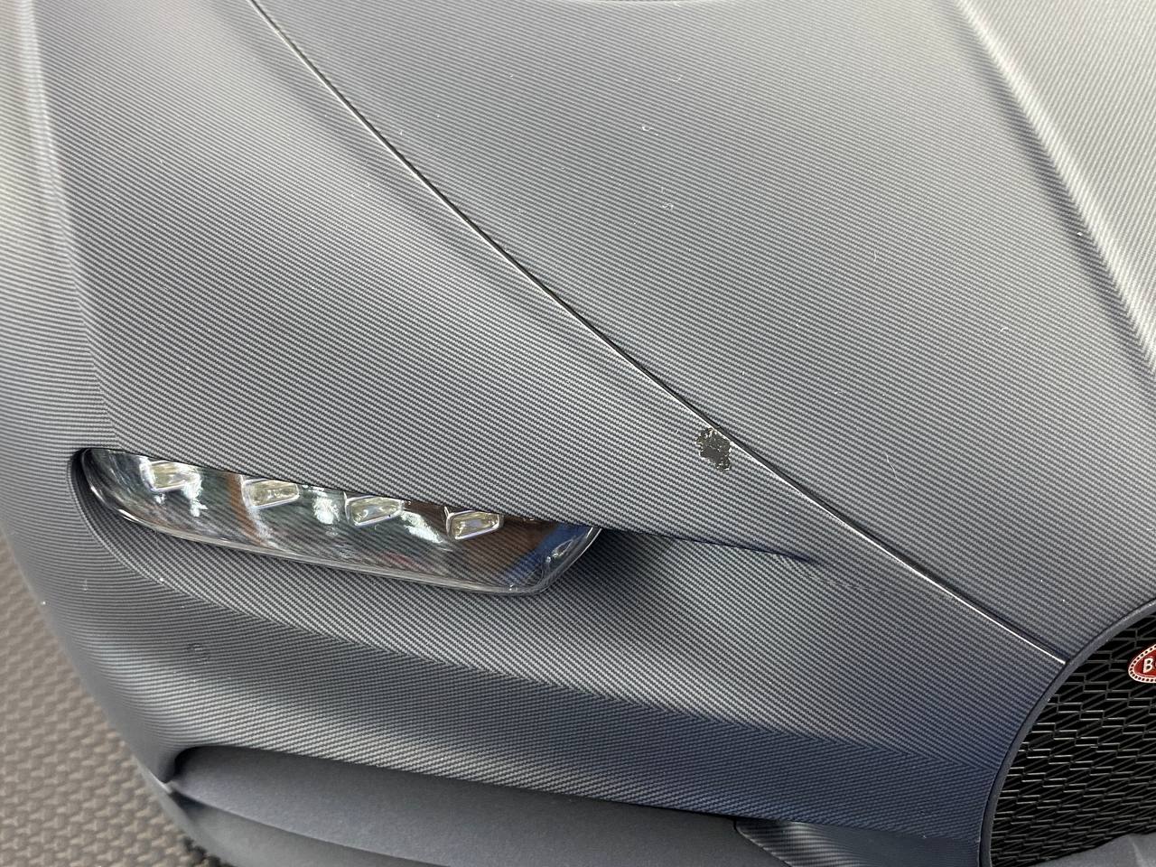 1/8 Resin Bugatti Chiron– MR Collection Grey matt / Carbon Fiber - Limited 500 pcs