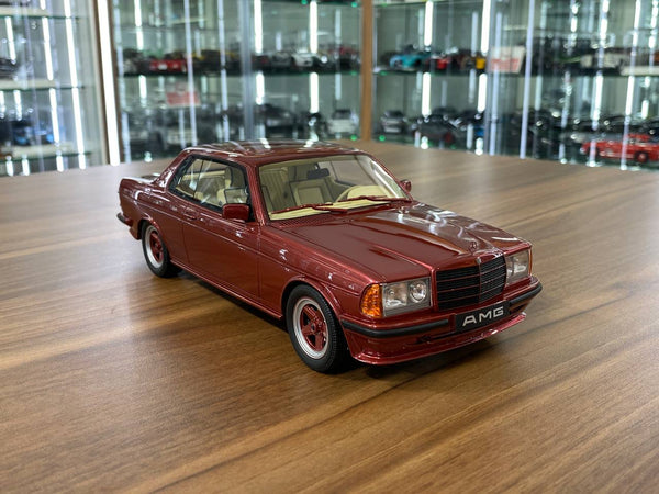 1/18 Resin Mercedes-Benz 500 CE AMG 1983 - Brilliant Red by OttOMobile - Limited 2000 pcs