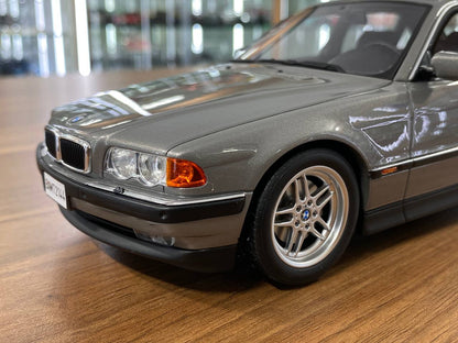 1/18 Resin BMW 750 IL E38 1995 - Silver by OttOMobile - Limited 3000 pcs