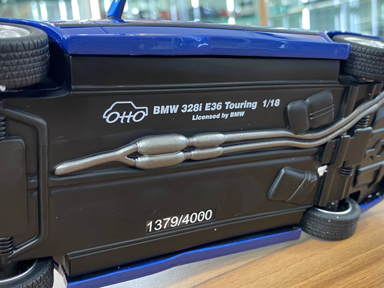 1/18 Resin BMW 328i E36 Touring M Pack 1997  - Blue by OttOMobile - Limited 4000 pcs
