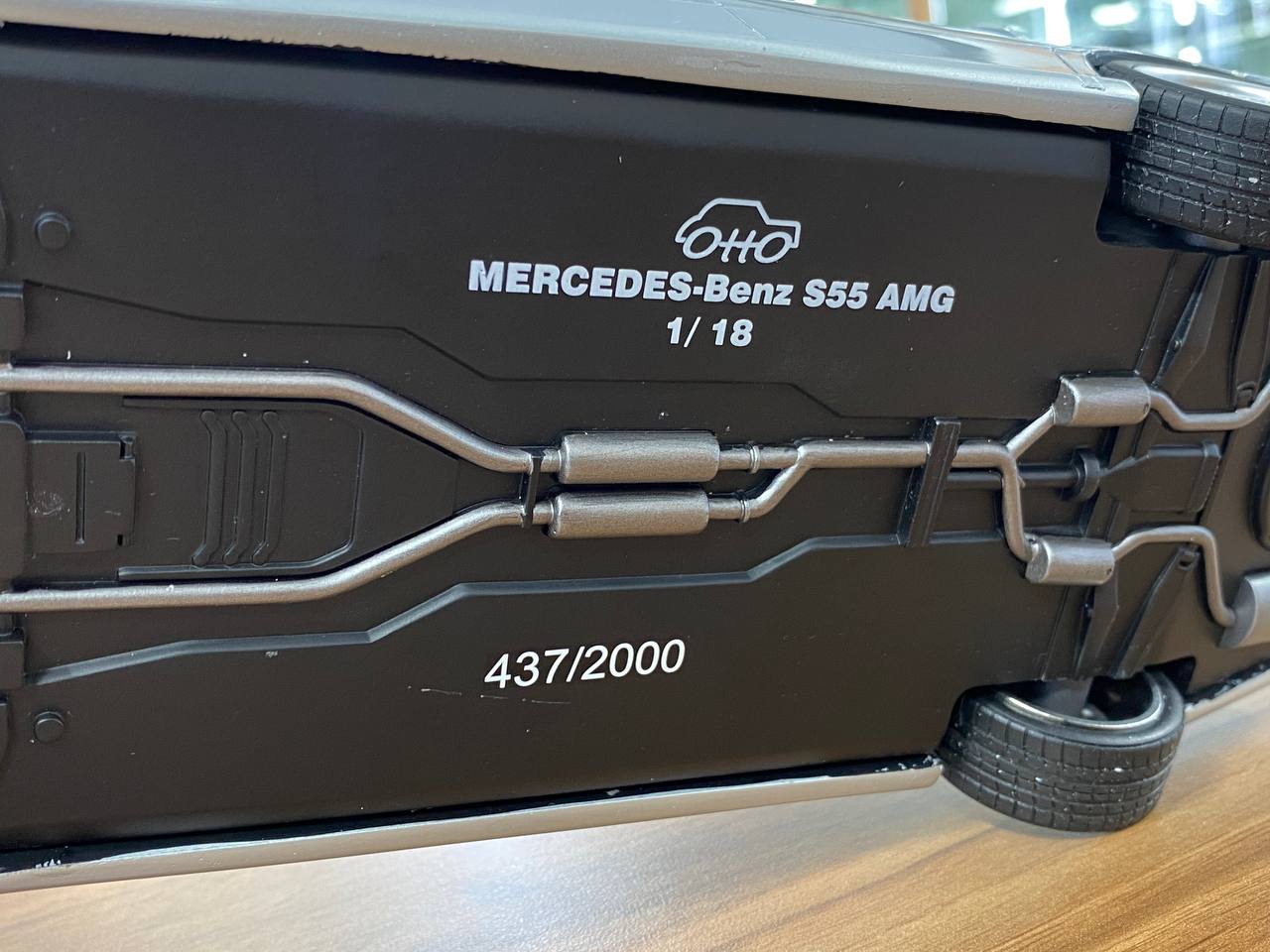 1/18 Resin Mercedes-Benz S 55 AMG ( W220 ) 2000 -Silver by OttOMobile - Limited 2000 pcs