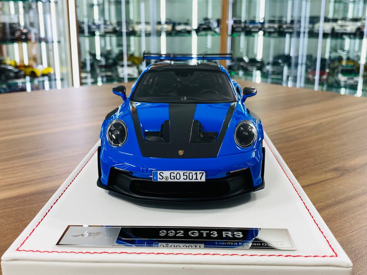 Ivy Model 1/18 Porsche 911 992 GT3 RS Weissach – Shark Blue, Limited to 15 pcs