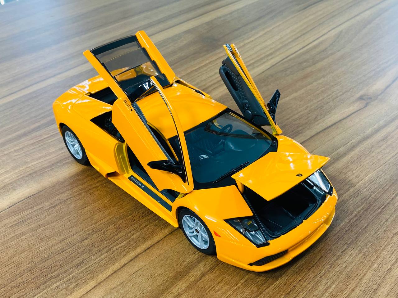 1/18 Diecast Full opening  Maisto Lamborghini mucielago LP 640 2007 in Orange