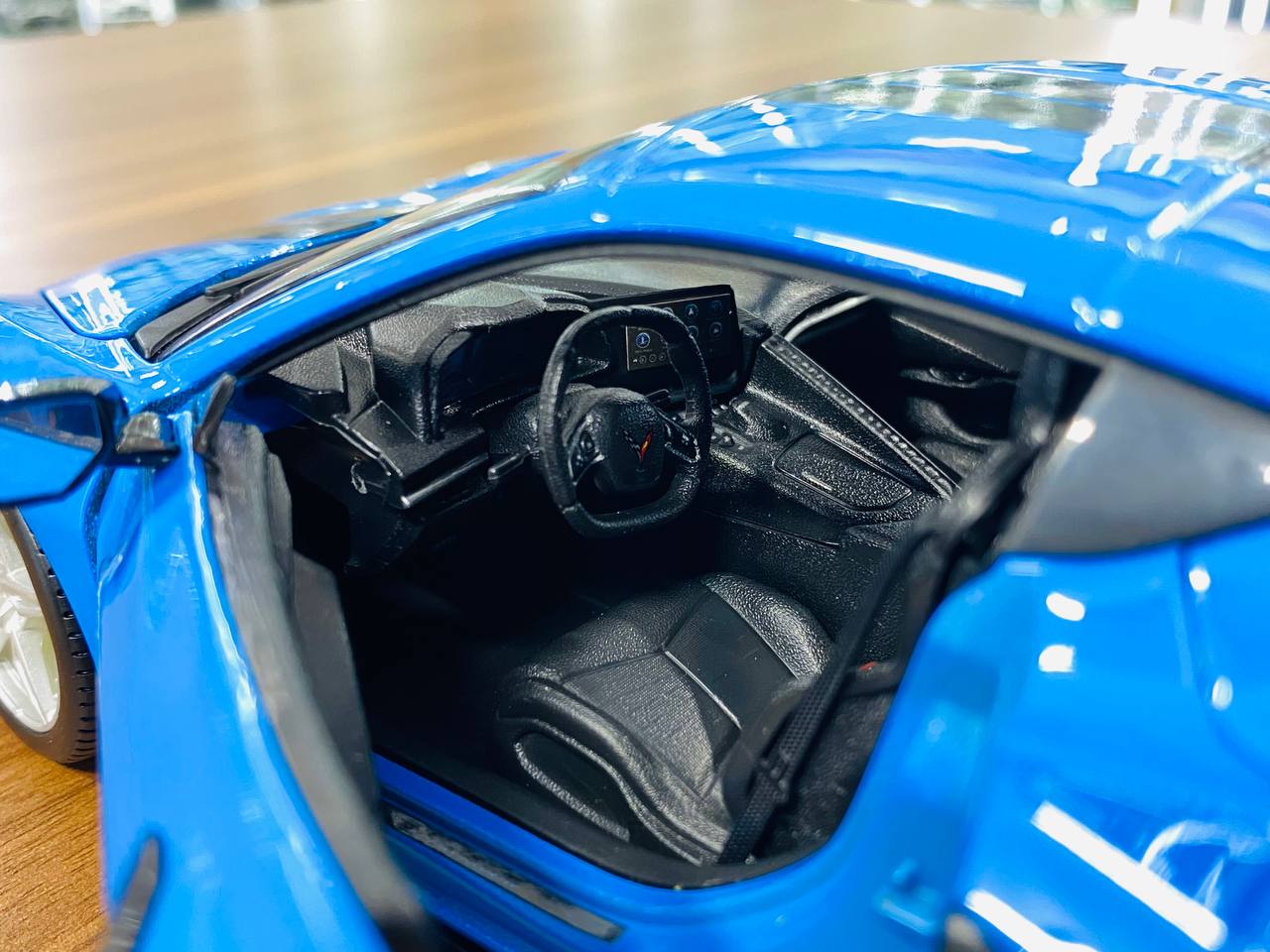 1/18 Diecast Full opening  Maisto Chevrolet Corvette Stingray Coupe 2020 Blue