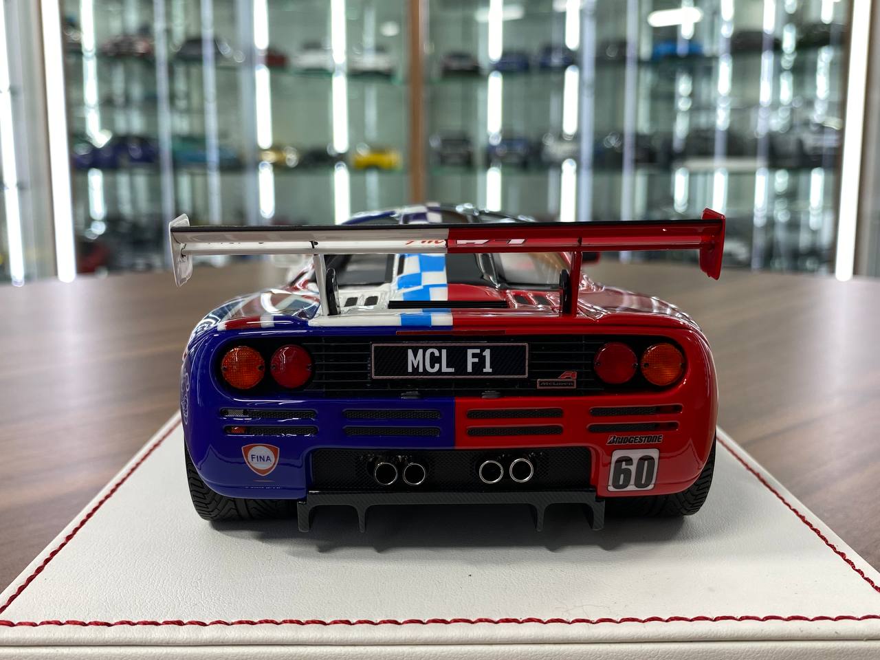 1:18 Resin Davis & Giovanni McLaren F1 GTR Fina/Lark Livery Ltd 1