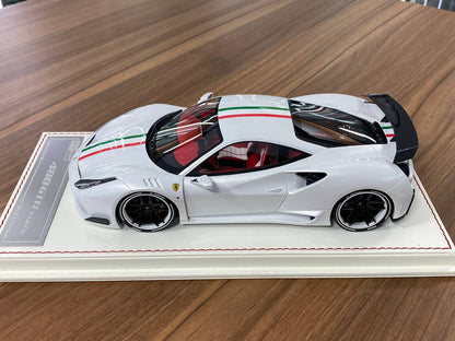 1:18 Resin Model – Davis & Giovanni Ferrari 488 GTB N-Largo – Pearl White Italia Stripe – Limited 6 pcs