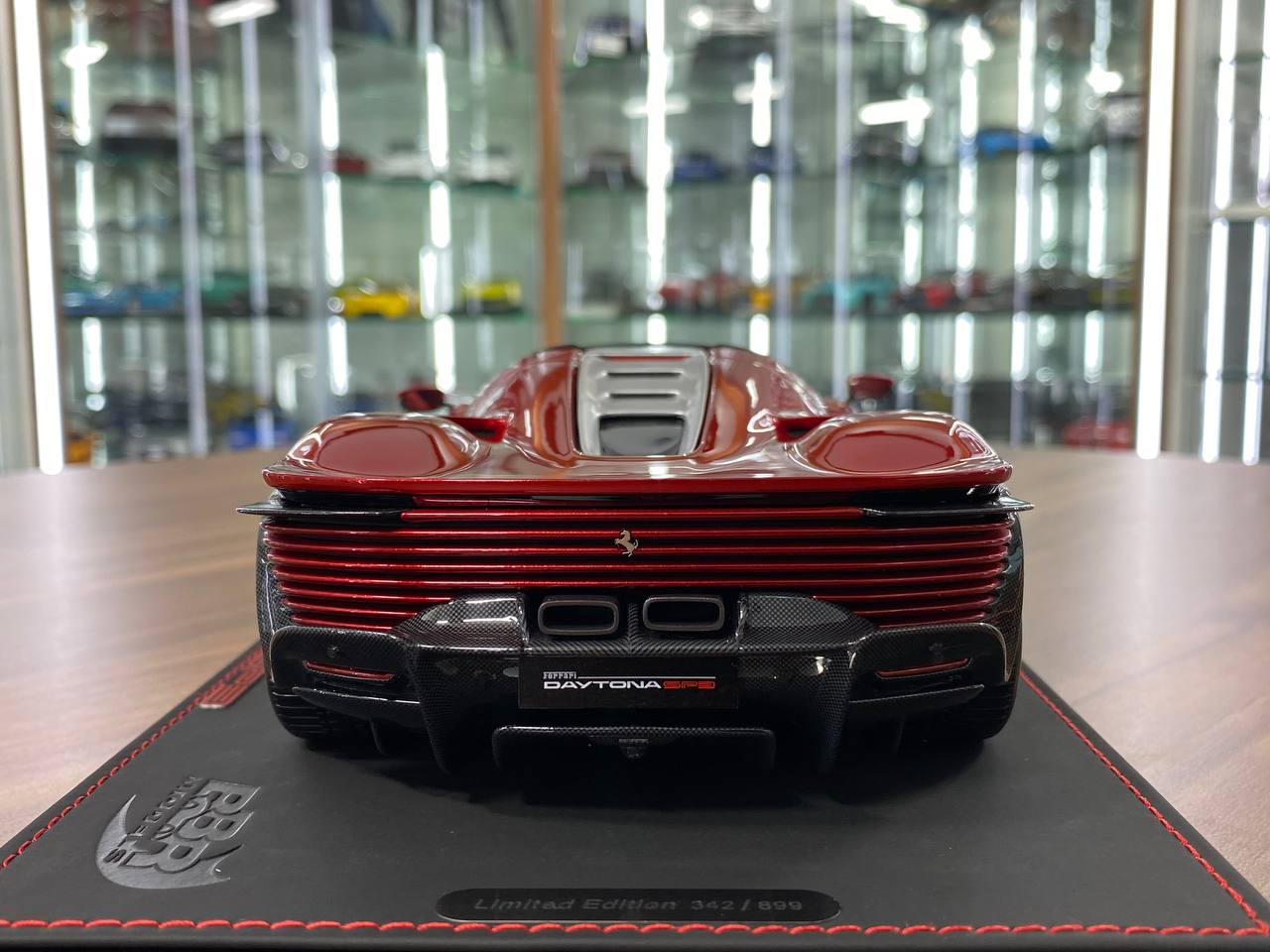 1/18 Resin Model – BBR Models Ferrari DAYTONA SP3 Rosso Magma  Limited-899 pcs