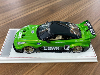 1/18 Resin  – Davis & Giovanni Nissan R35 GT-RR LBWK Metallic pearl green / dark green with decals Limited- 6 pcs
