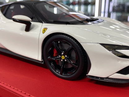 1/18 Resin Model  – BBR Ferrari SF90 Stradale Gloss Avus White / Black Roof Ltd.Edn