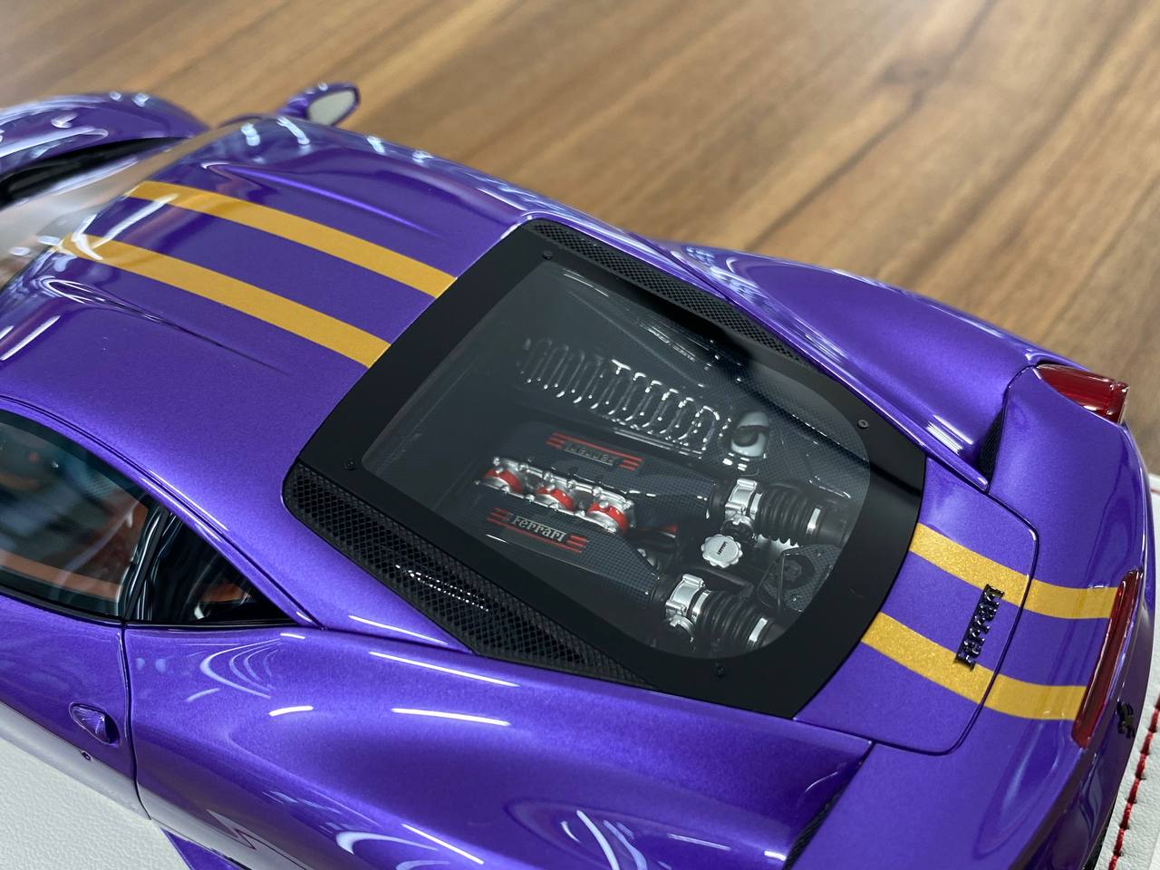1/18 Resin – Dino Models Ferrari 458 Speciale Purple with Metallic Blue Stripe Limited Edition: 20 pcs