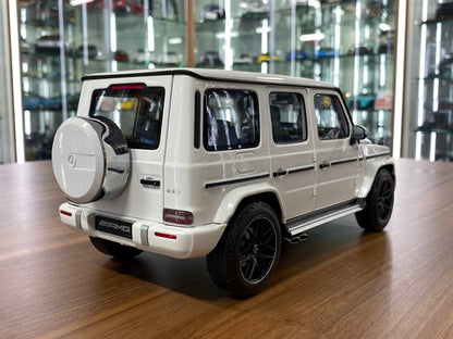1/18 Mercedes-Benz AMG G-63 2018 Minichamps  model car