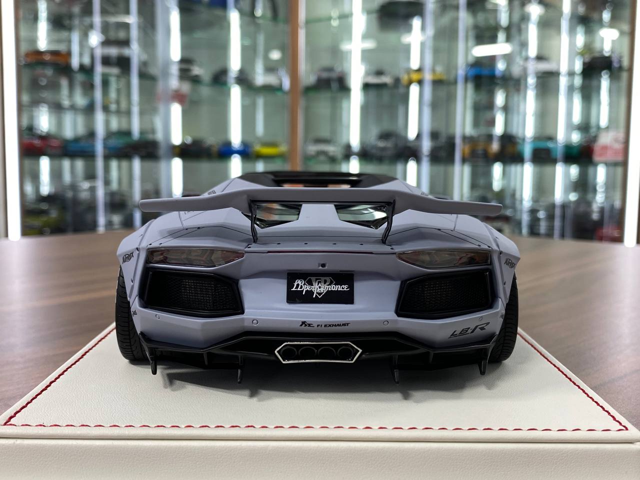 1/18 Resin Model – Lamborghini Aventador Roadster LB Performance | Davis & Giovanni | Matt Grey | 1 of 12