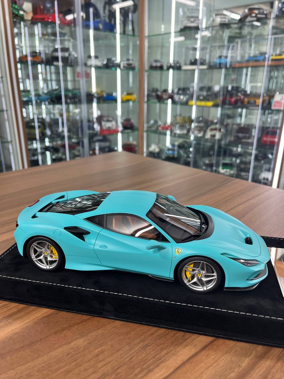 HH Models 1:18 Ferrari F8 Tributo – Tiffany | Resin | Limited to 30 pcs