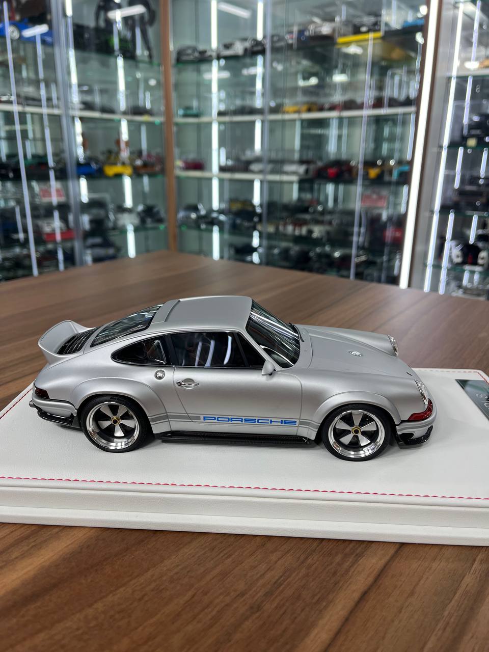 ★ 1/18 Porsche Singer DLS by Ivy Models – Silver/Blue | Limited to 20 Pieces