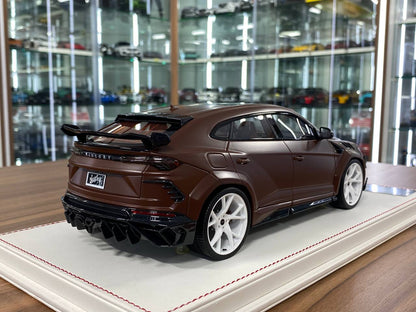 1/18 Resin Lamborghini Urus MANSORY Davis & Giovanni Gloss Brown
