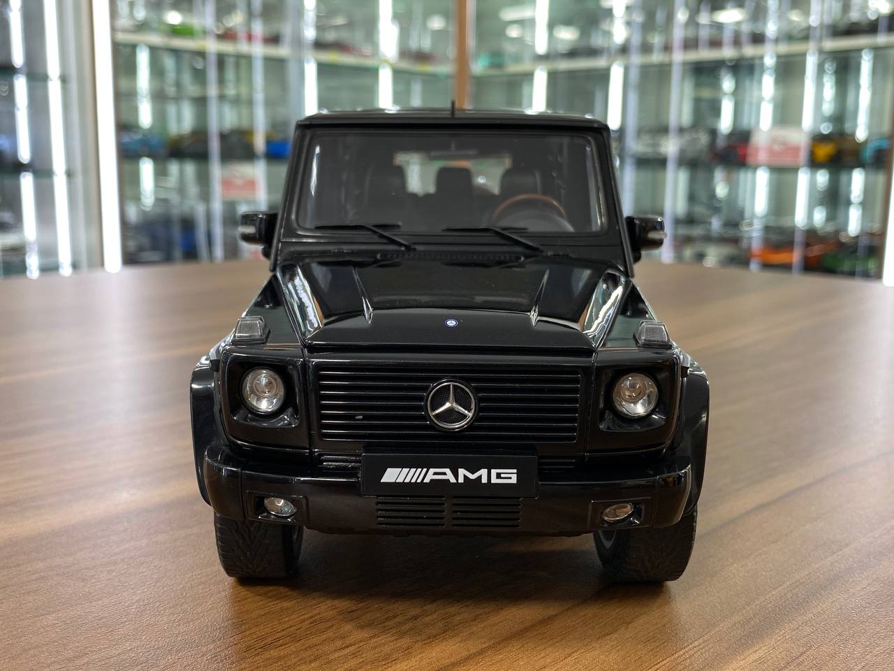 1/18 Diecast Mercedes benz G 55 AMG 2009 Black Autoart