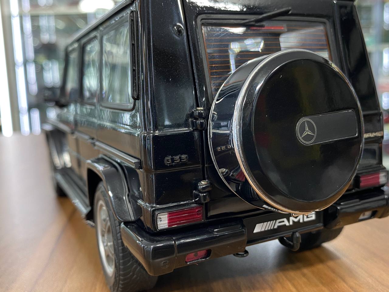 1/18 Diecast Mercedes benz G 55 AMG 2009 Black Autoart